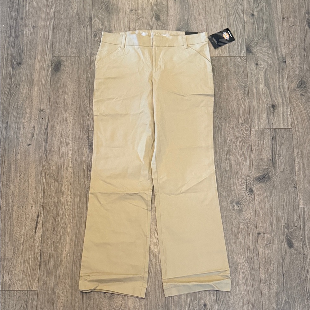 Dickies Women’s Khaki Chinos Relaxed Fit